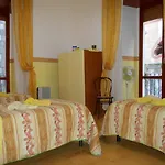Robby's House 维克艾库塞