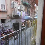 Robby's House 2* 维克艾库塞
