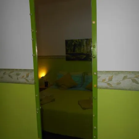 住宿加早餐酒店 Robby's House 2*