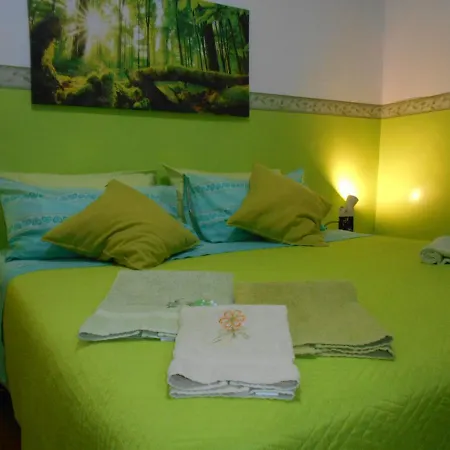 Robby's House 2* 维克艾库塞