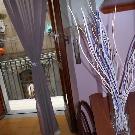 Robby's House 2* فيكو إيكوينس