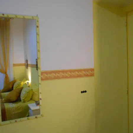 住宿加早餐酒店 Robby's House 维克艾库塞