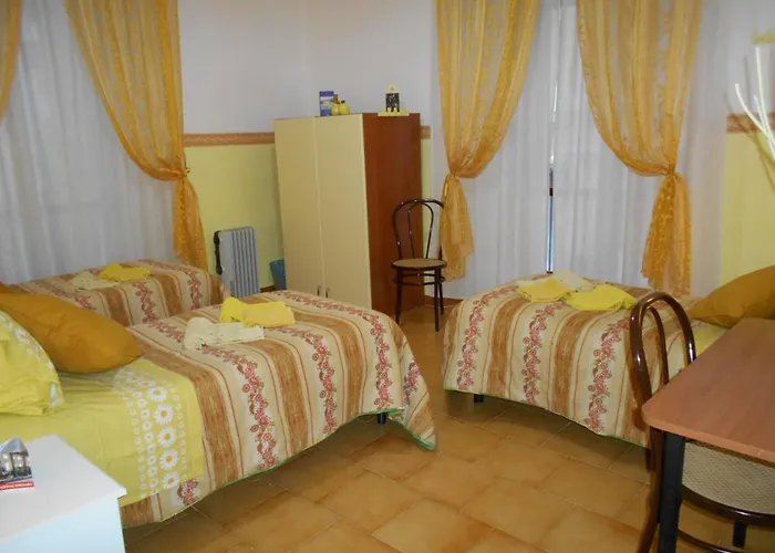 Robby's House Bed & Breakfast Vico Equense