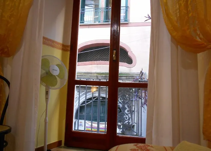 Robby's House Bed & Breakfast